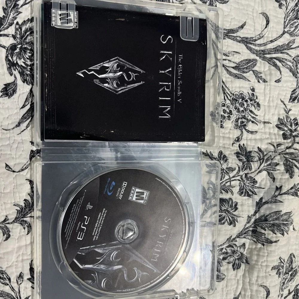 The Elder Scrolls V: Skyrim (PlayStation 3,‎ 2011)